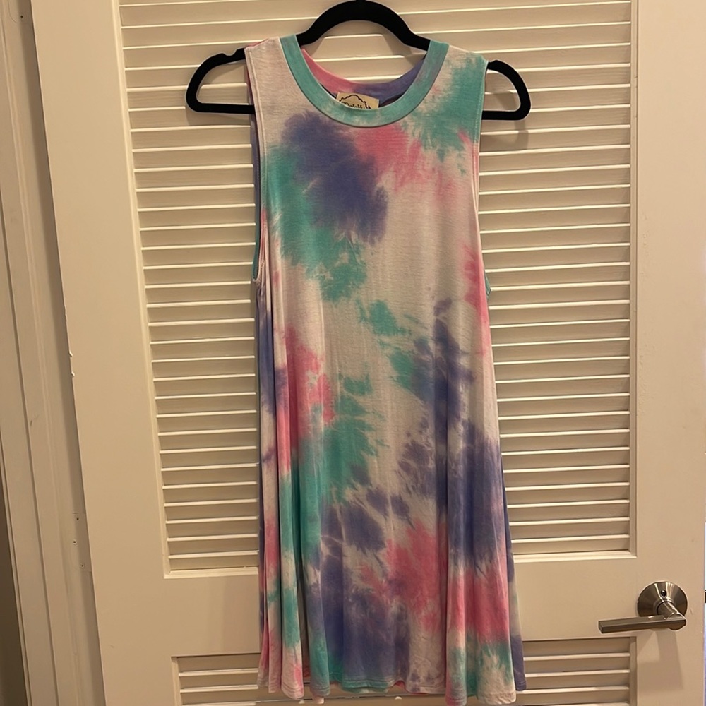 Tie dye sleeveless dress